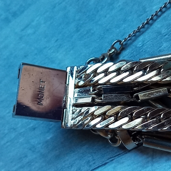 Monet Gold Tone Bracelet - Picture 5 of 8